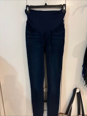 SPANX maternity jean-ish leggings size XS